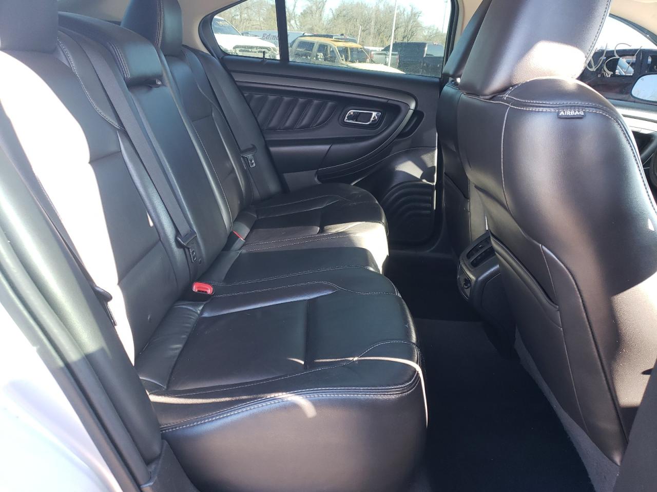 Photo 6 from auction – 2011 FORD TAURUS SEL with VIN 1FAHP2EW7BG102919