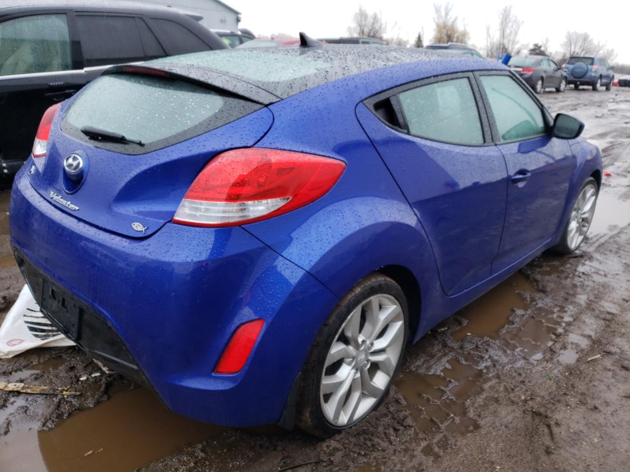 Photo 4 from auction – 2013 HYUNDAI VELOSTER with VIN KMHTC6AD6DU165327