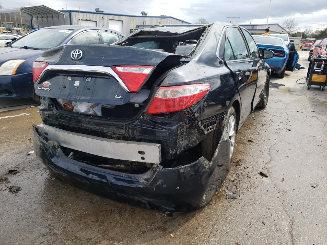 Photo 4 from auction – 2015 TOYOTA CAMRY LE with VIN 4T1BF1FK5FU110853