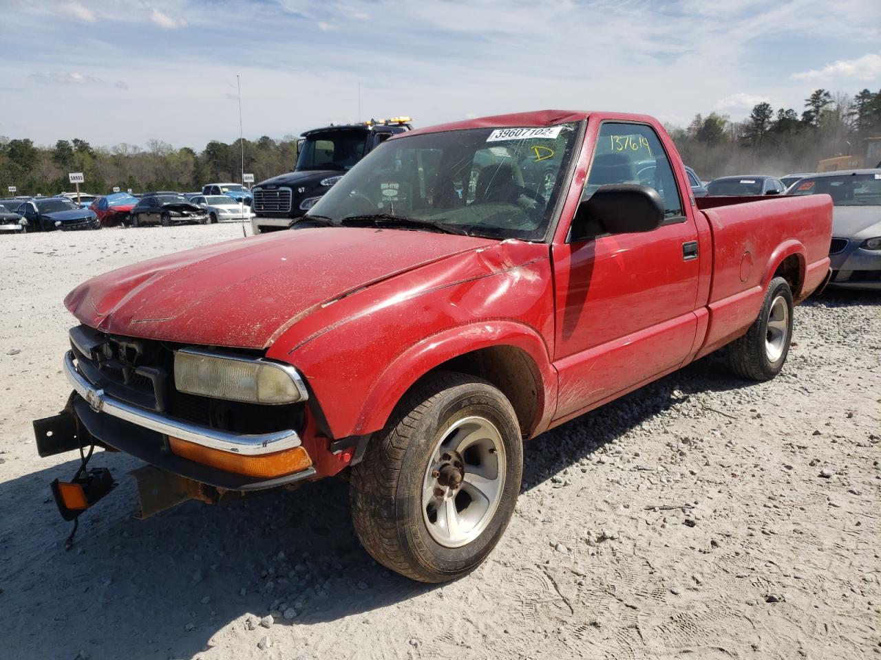 Photo 2 from auction – 2000 GMC SONOMA with VIN 1GTCS14W1YK121681