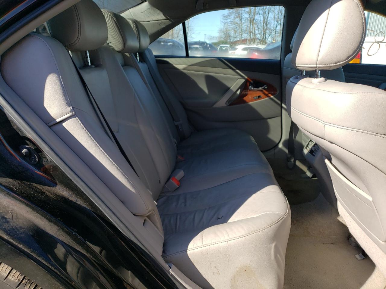 Photo 6 from auction – 2011 TOYOTA CAMRY BASE with VIN 4T4BF3EK8BR101531