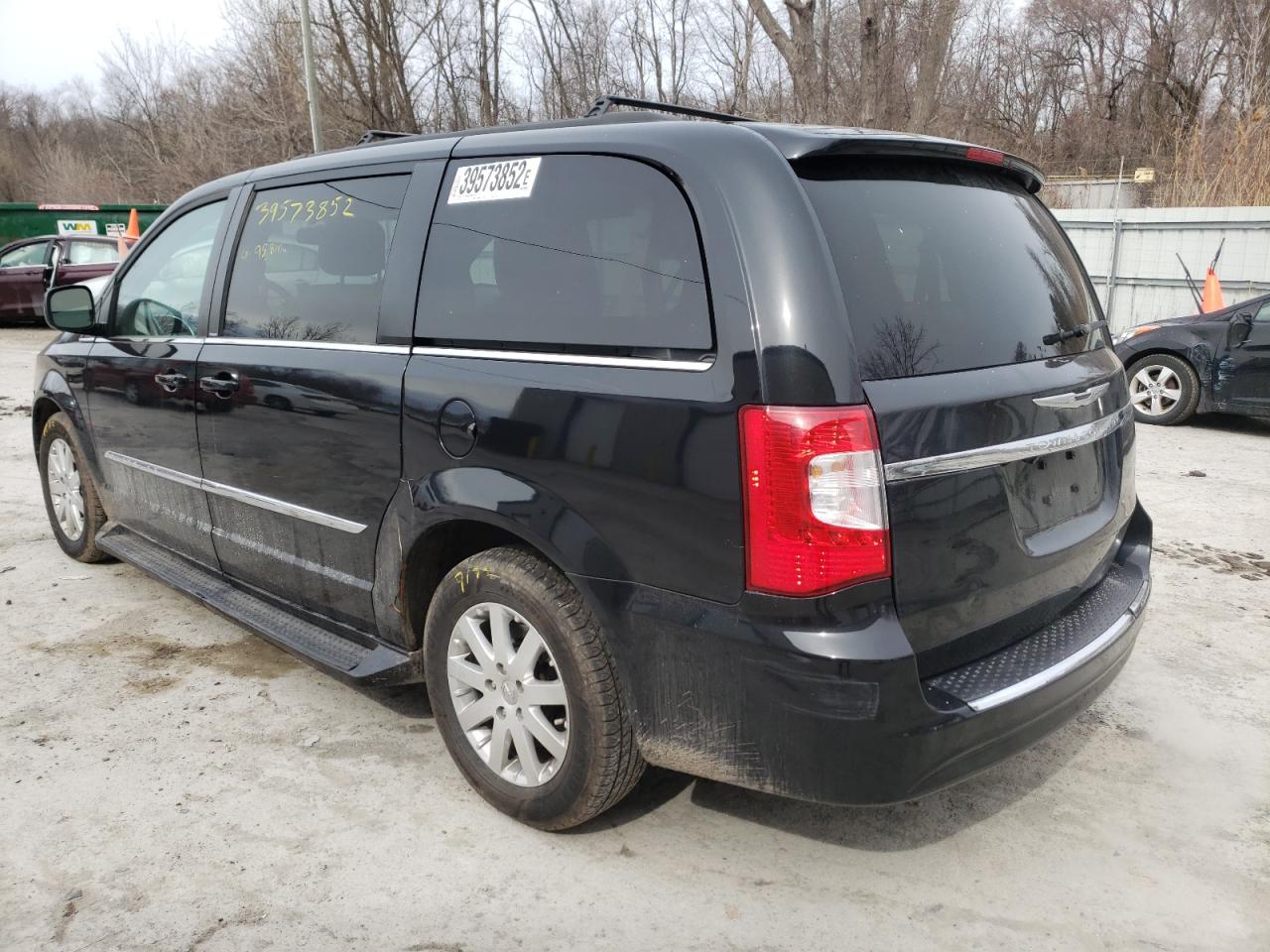 Photo 3 from auction – 2013 CHRYSLER TOWN & COU with VIN 2C4RC1BG3DR632047