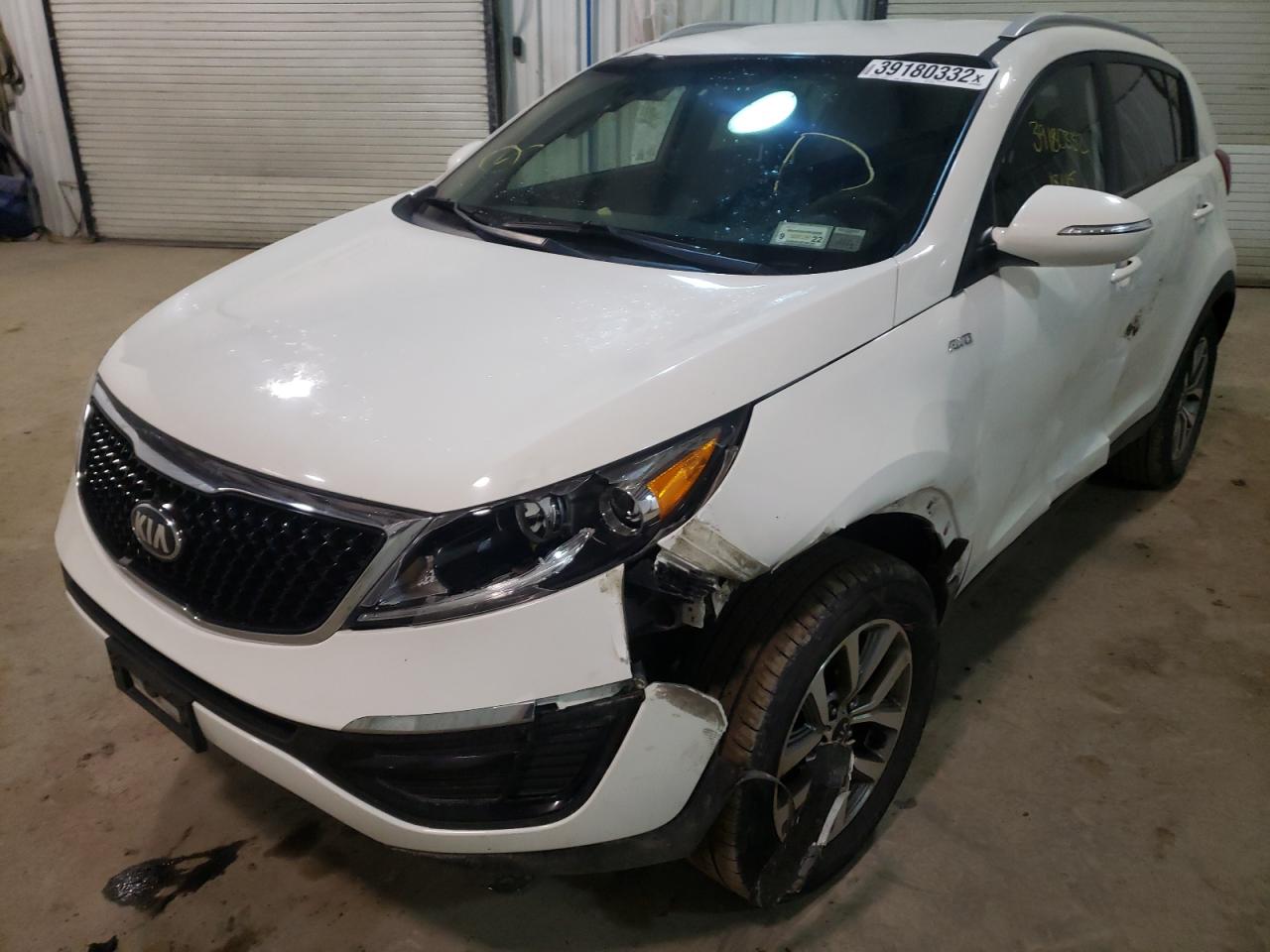 Photo 2 from auction – 2015 KIA SPORTAGE L with VIN KNDPBCAC5F7759746