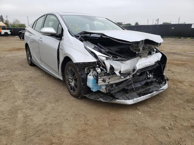 TOYOTA PRIUS 2017 with VIN JTDKARFU4H3535055 - Photo from auction
