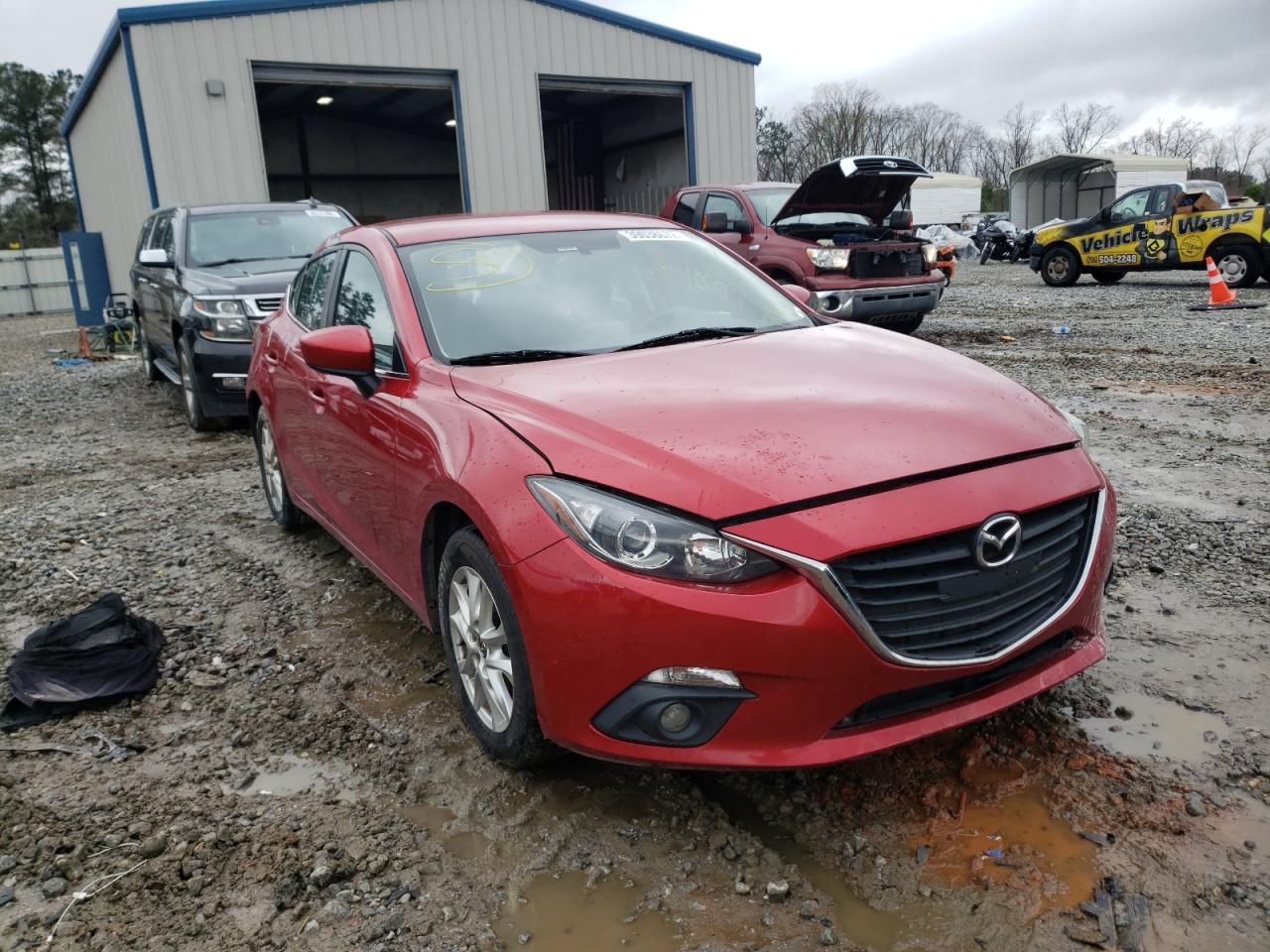MAZDA 3 TOURING 2015 with VIN 3MZBM1V78FM211670 - Photo from auction