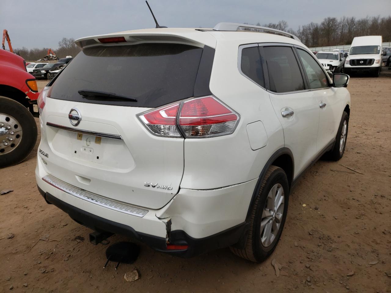 Photo 4 from auction – 2016 NISSAN ROGUE S with VIN KNMAT2MV5GP710042