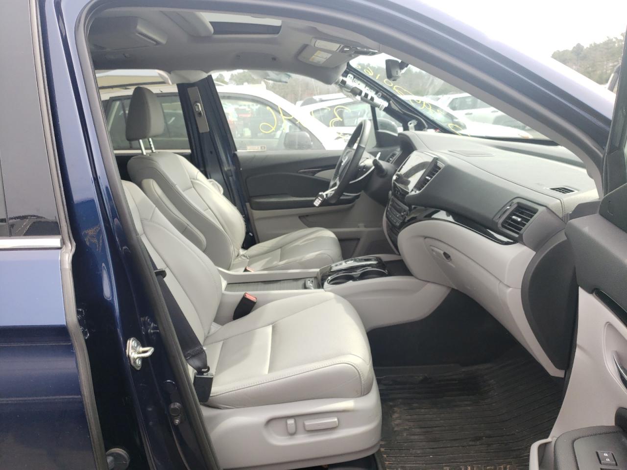 Photo 5 from auction – 2020 HONDA PILOT ELIT with VIN 5FNYF6H0XLB052959