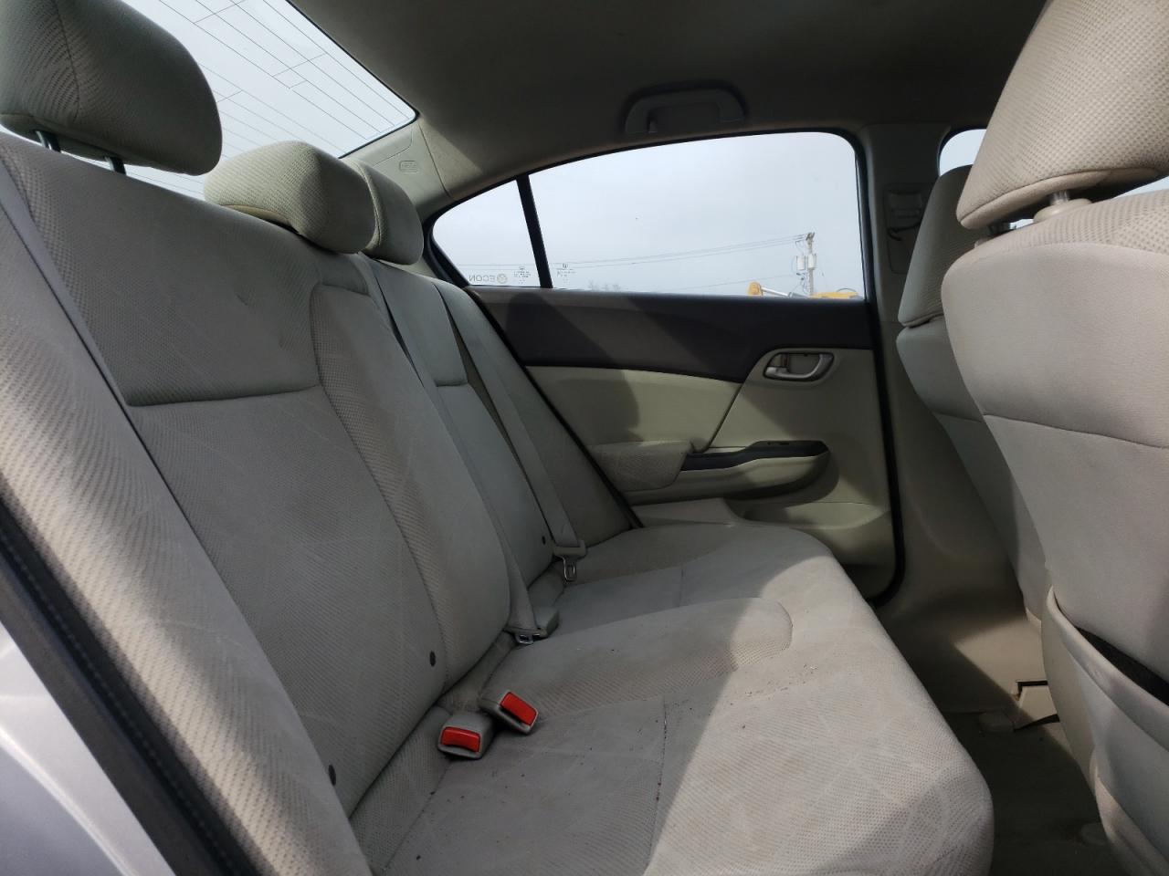 Photo 6 from auction – 2012 HONDA CIVIC with VIN 19XFB2F52CE349725