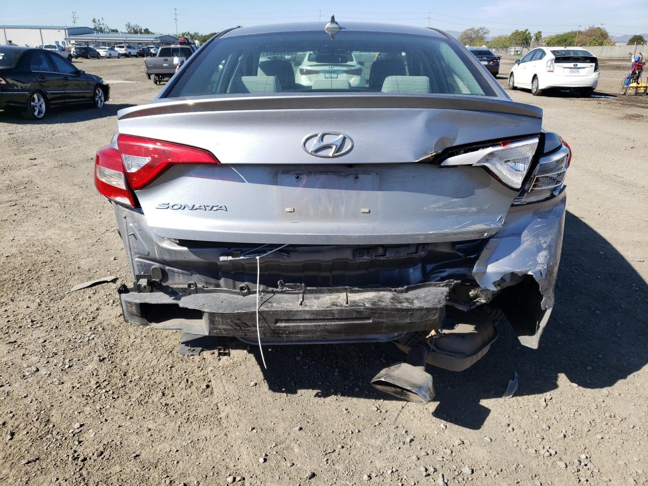 Photo 9 from auction – 2017 HYUNDAI SONATA SE with VIN 5NPE24AF4HH490130