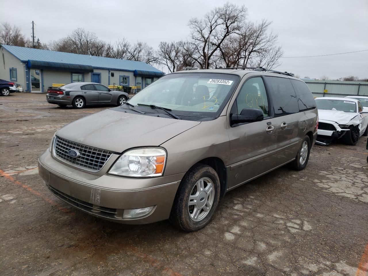 Photo 2 from auction – 2004 FORD FREESTAR S with VIN 2FMDA52294BA66167
