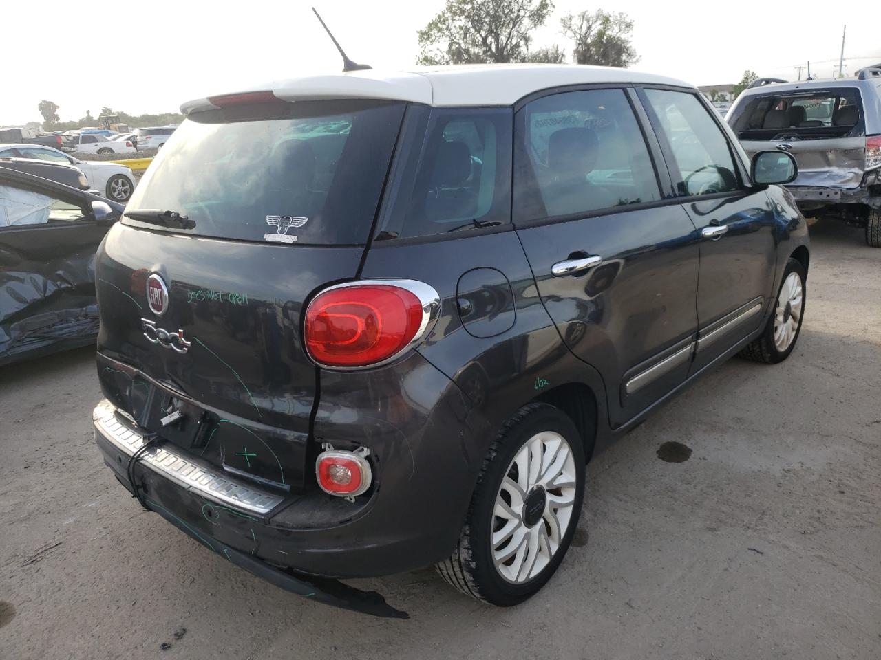 Photo 4 from auction – 2015 FIAT 500L LOUNG with VIN ZFBCFACH8FZ032401