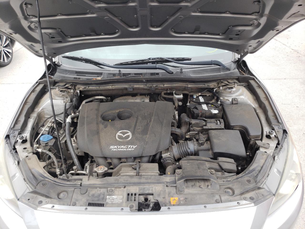 Photo 7 from auction – 2015 MAZDA 3 SV with VIN JM1BM1T77F1274066