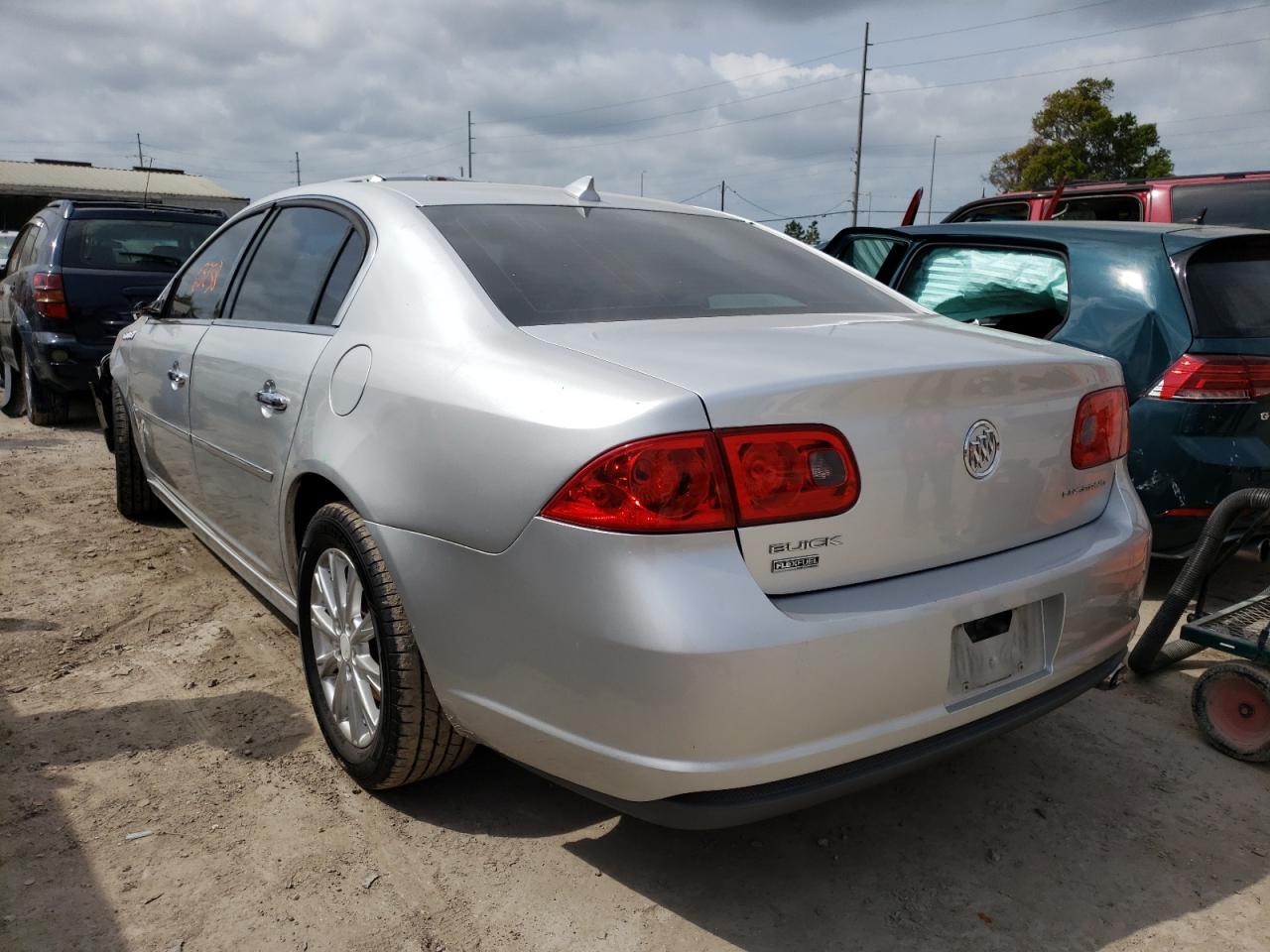 Foto 3 de la subasta – 2011 BUICK LUCERNE CX con VIN 1G4HA5EM6BU114973