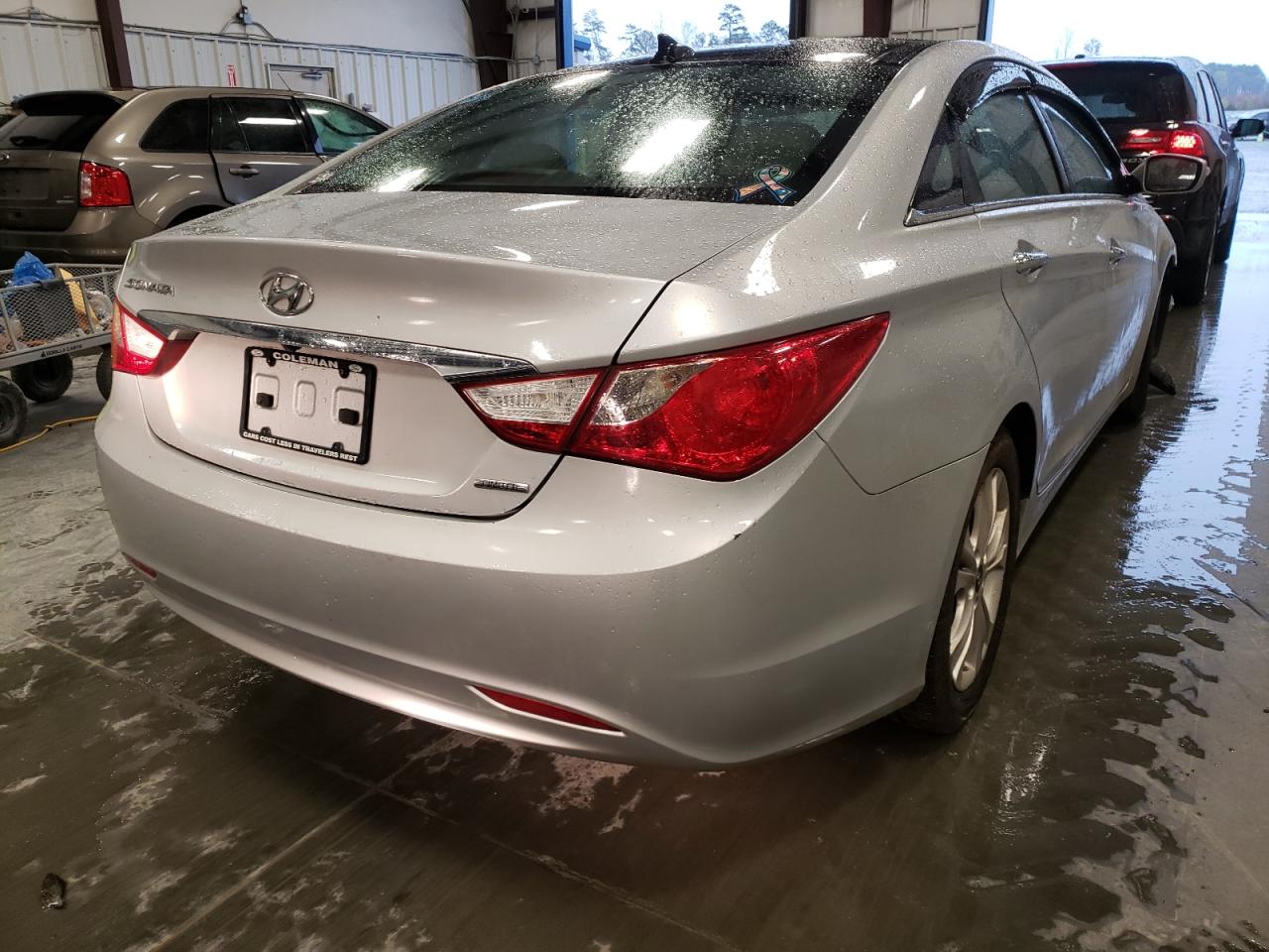 Photo 4 from auction – 2013 HYUNDAI SONATA SE with VIN 5NPEC4AC1DH699497