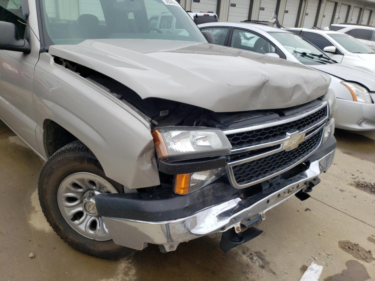 Photo 9 from auction – 2007 CHEVROLET SILVERADO with VIN 1GCEC19X67Z183235
