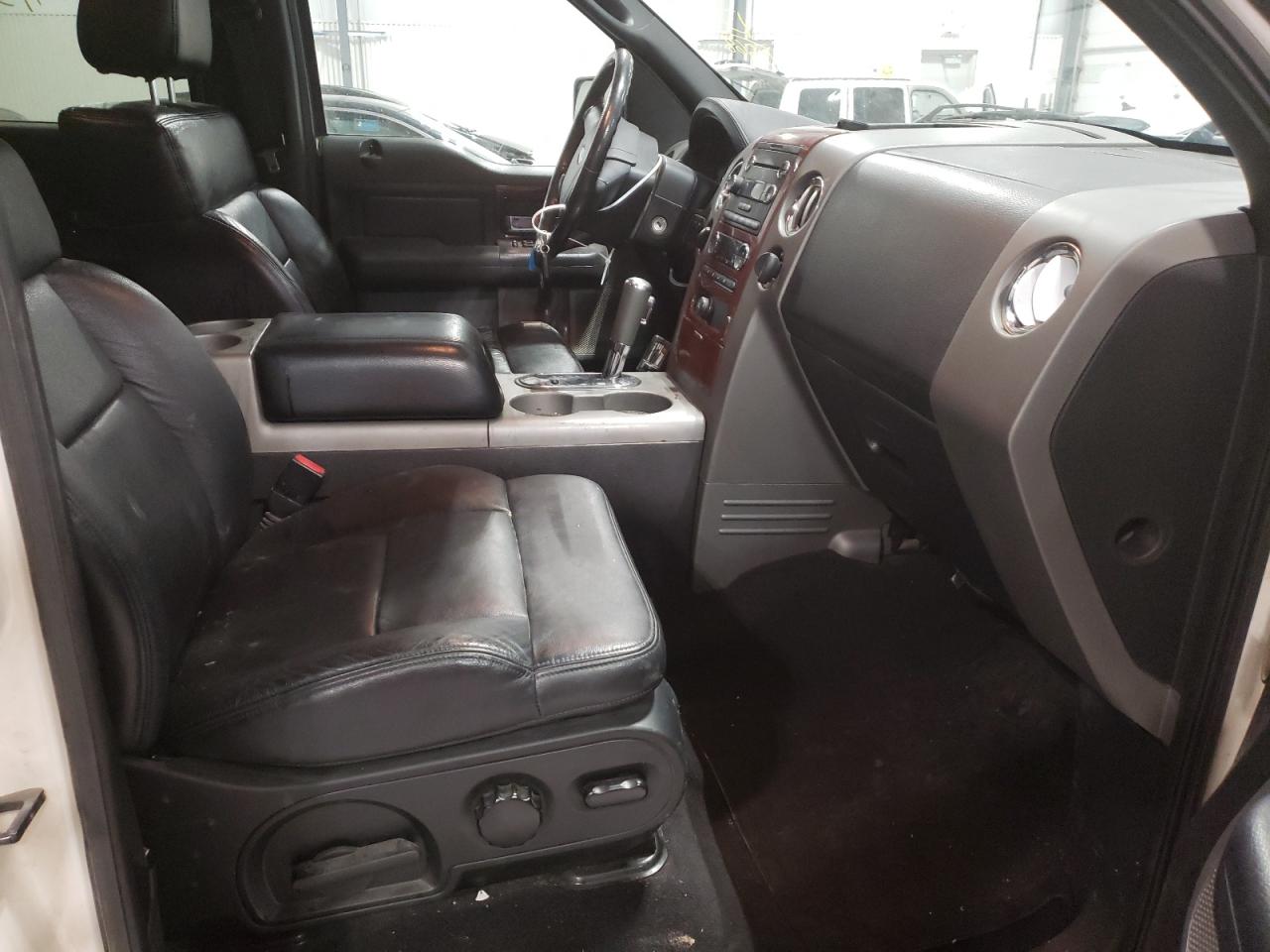Photo 5 from auction – 2008 FORD F150 SUPER with VIN 1FTPW14VX8FC20568