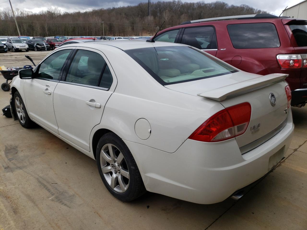 Photo 3 from auction – 2010 MERCURY MILAN PREM with VIN 3MEHM0JG7AR654996