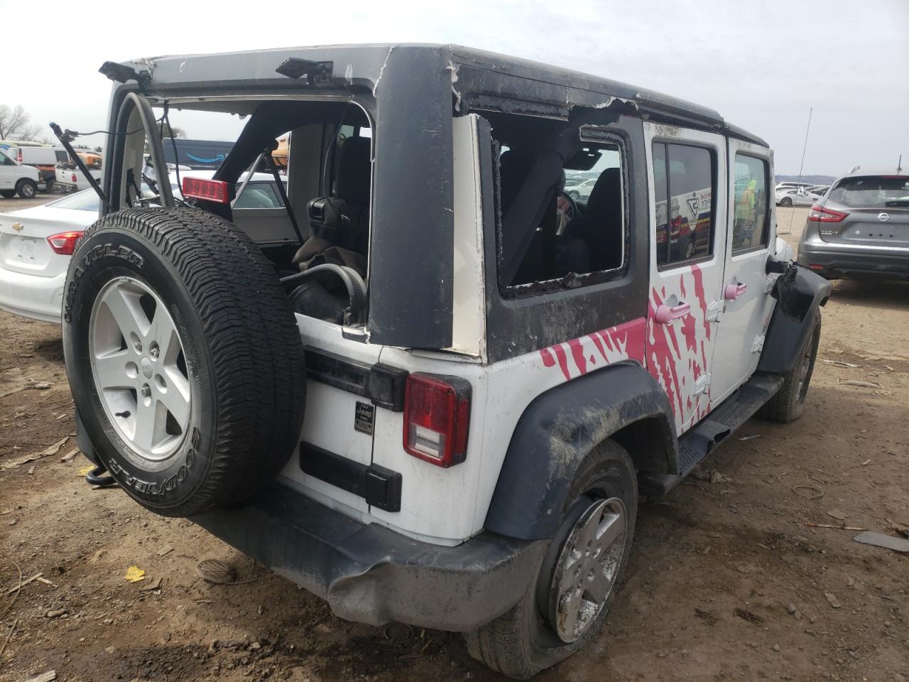 Zdjęcie 4 z aukcji – 2016 JEEP WRANGLER U z VIN 1C4BJWDG7GL263000