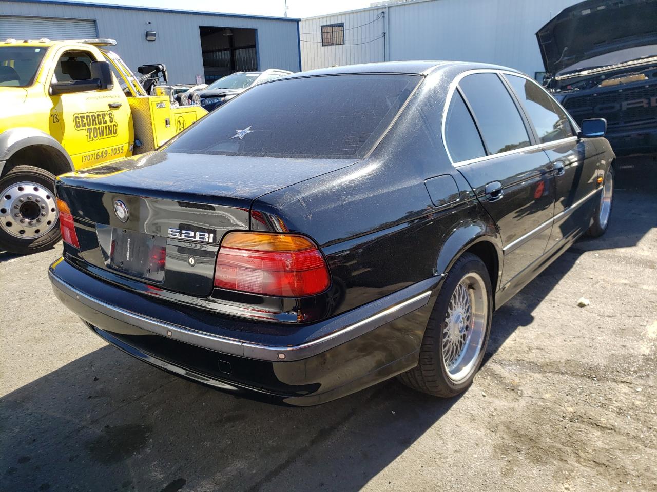 Photo 4 from auction – 2000 BMW 528 I AUTO with VIN WBADM634XYGU14068