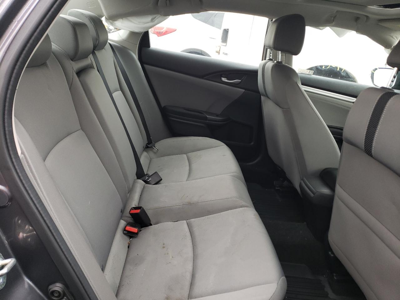 Photo 6 from auction – 2019 HONDA CIVIC EX with VIN 19XFC1F34KE019587