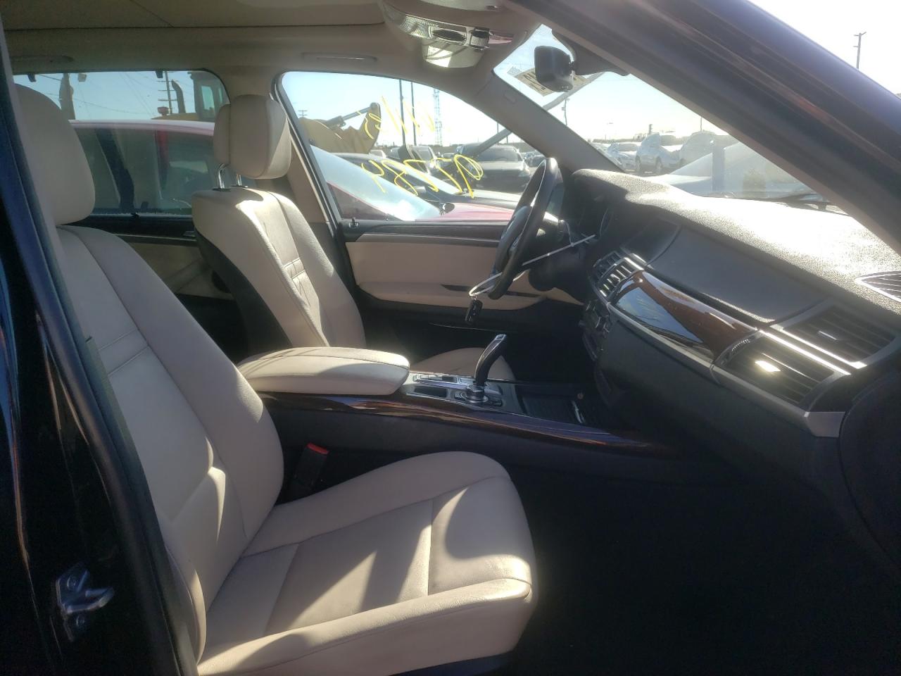 Photo 5 from auction – 2012 BMW X5 XDRIVE3 with VIN 5UXZV4C57CL987267