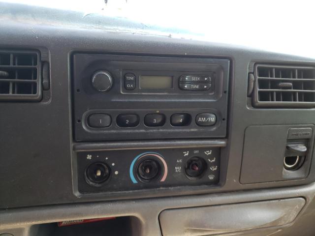 Zdjęcie 9 z aukcji – 2003 FORD F250 SUPER z VIN 1FTNW20F63EA71067