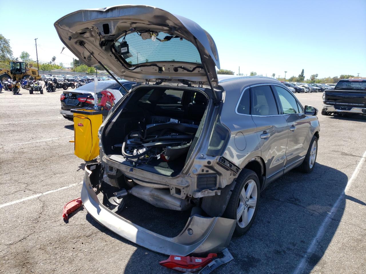 Photo 4 from auction – 2016 LINCOLN MKC PREMIE with VIN 5LMCJ1C93GUJ20591