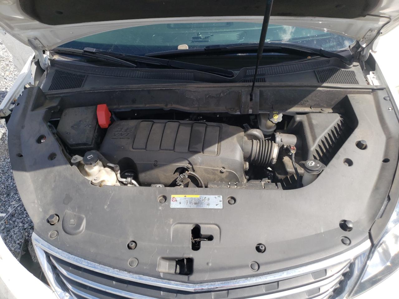 Photo 7 from auction – 2015 CHEVROLET TRAVERSE L with VIN 1GNKRGKD1FJ122903