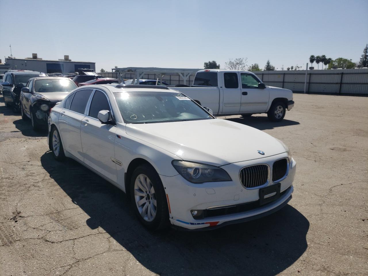 BMW 750 2011 with VIN WBAKB8C51BCY64546 - Photo from auction
