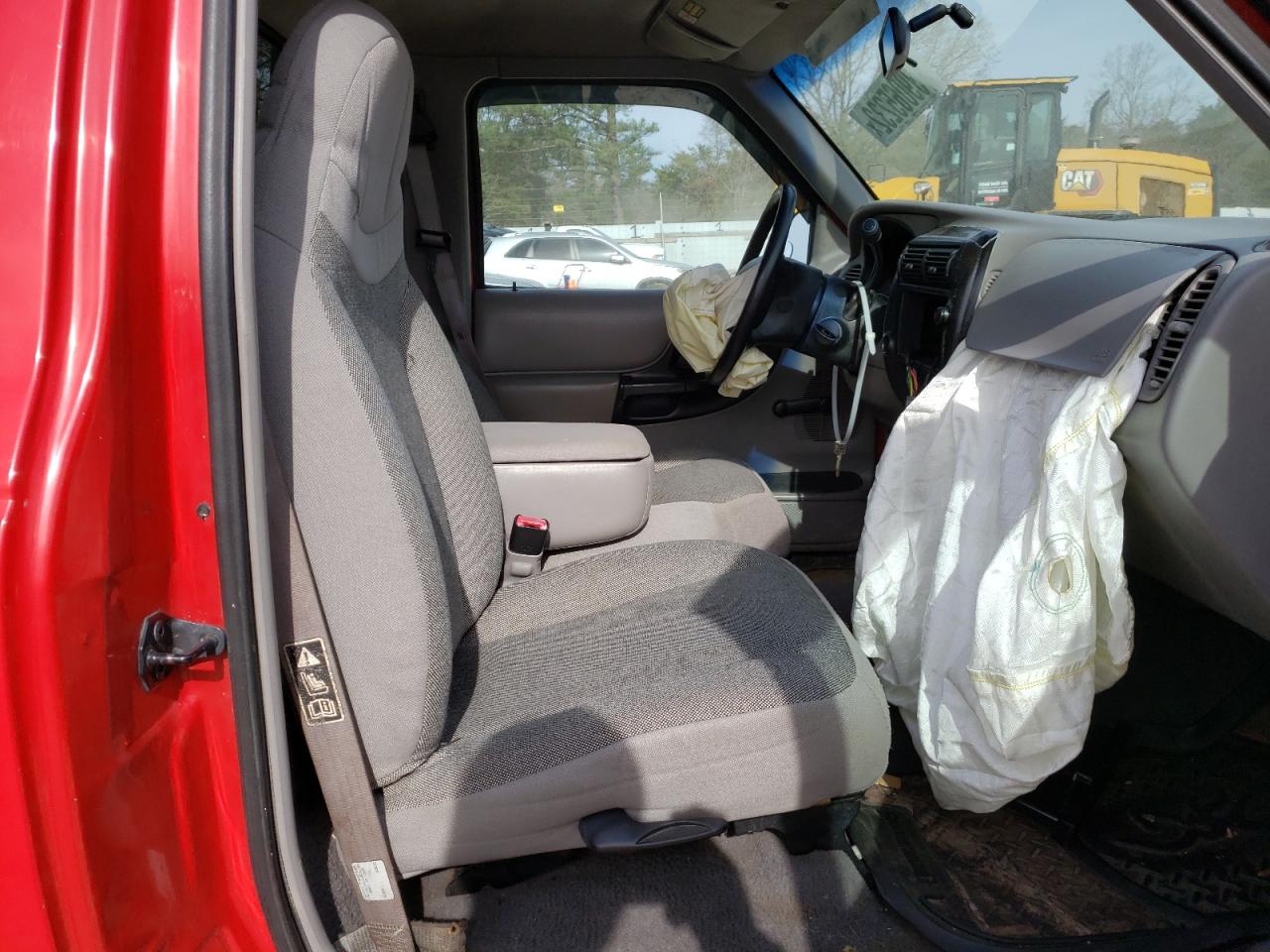 Photo 5 from auction – 2000 FORD RANGER with VIN 1FTYR10C0YPA29641