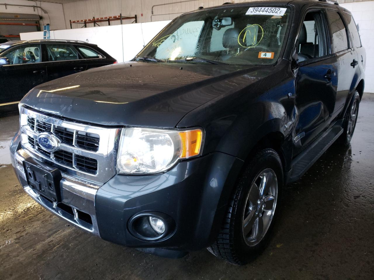 Photo 2 from auction – 2008 FORD ESCAPE LIM with VIN 1FMCU941X8KB92709