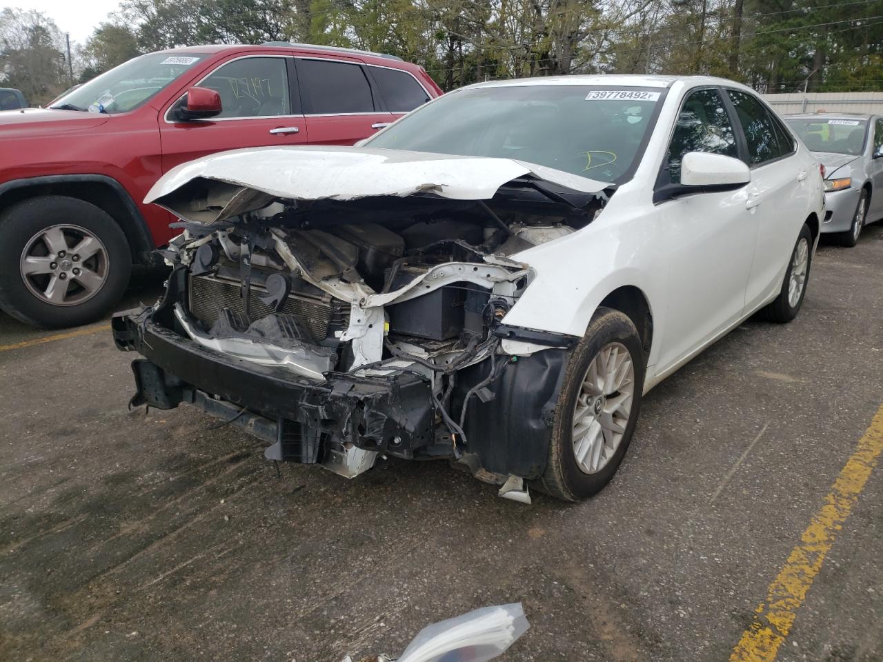 Photo 2 from auction – 2016 TOYOTA CAMRY LE with VIN 4T4BF1FK3GR530344
