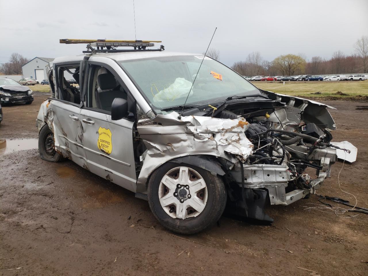 DODGE GRAND CARA 2010 with VIN 2D4RN4DE1AR363018 - Photo from auction