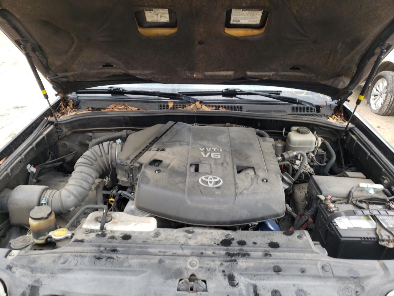 Photo 7 from auction – 2006 TOYOTA 4RUNNER SR with VIN JTEZU14R468047161