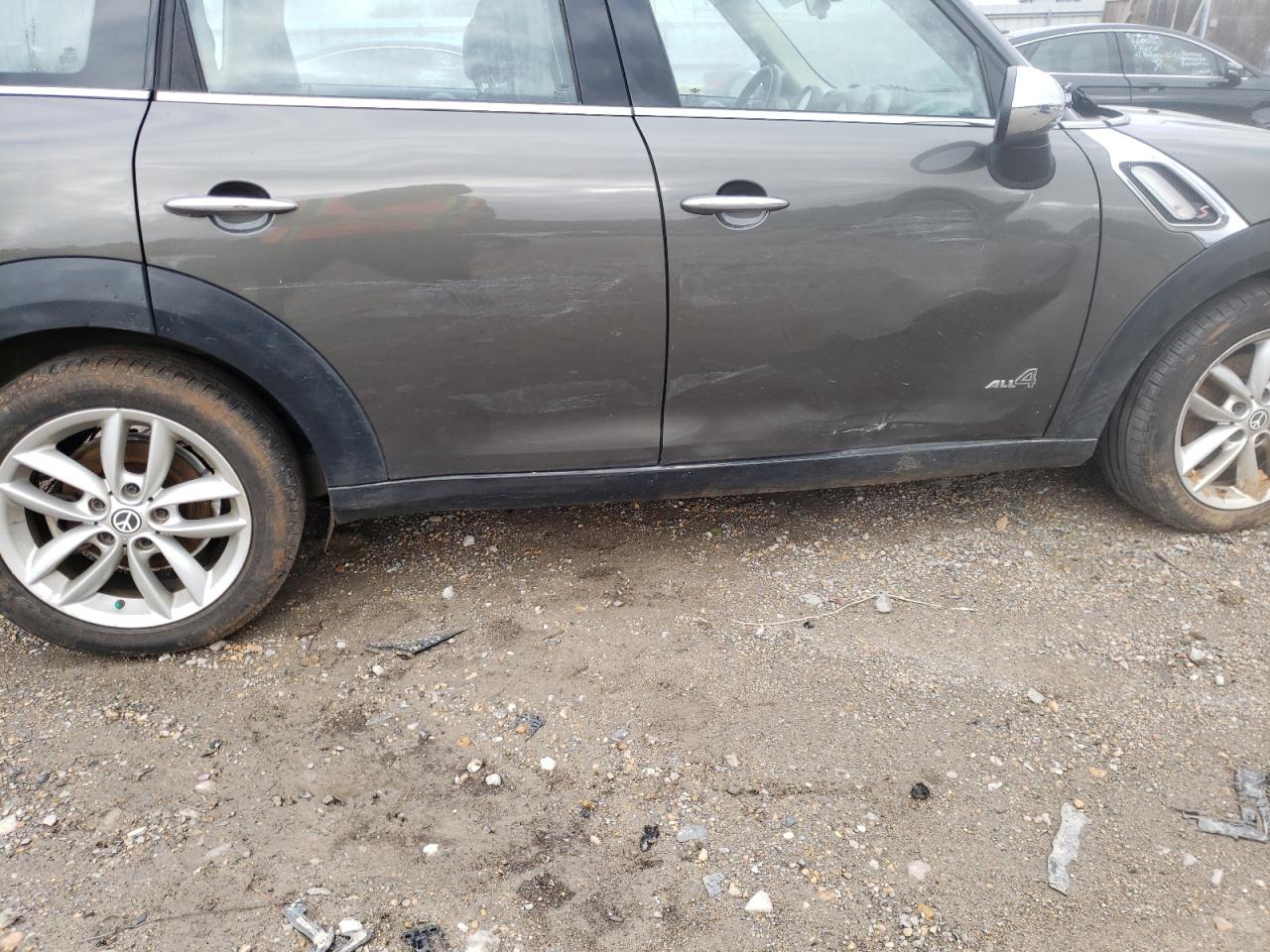 Photo 9 from auction – 2012 MINI COOPER S C with VIN WMWZC5C50CWL59348