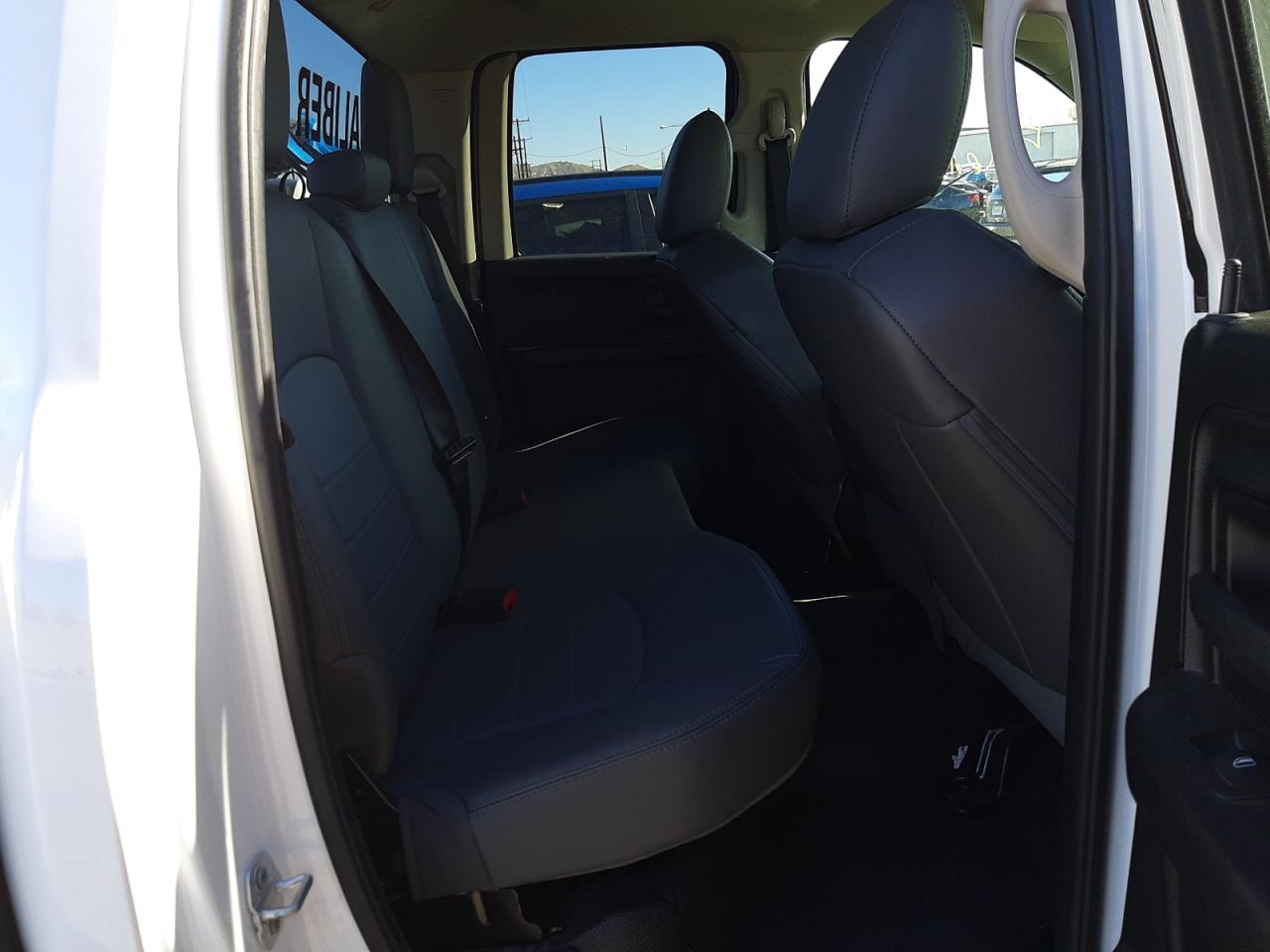 Photo 17 from auction – 2018 RAM 1500 ST with VIN 1C6RR6FG6JS256290
