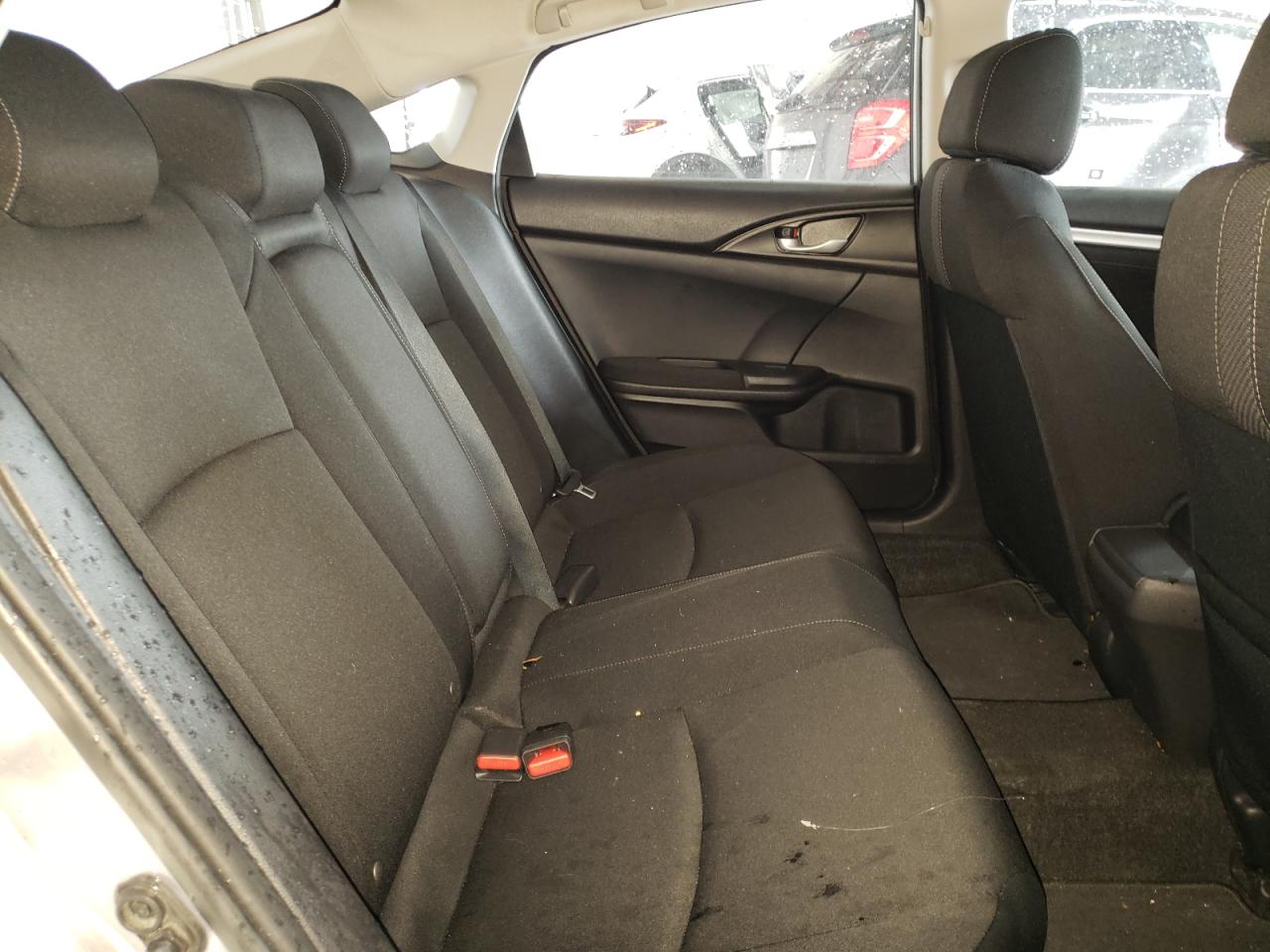 Photo 6 from auction – 2017 HONDA CIVIC EX with VIN 19XFC2F70HE060381