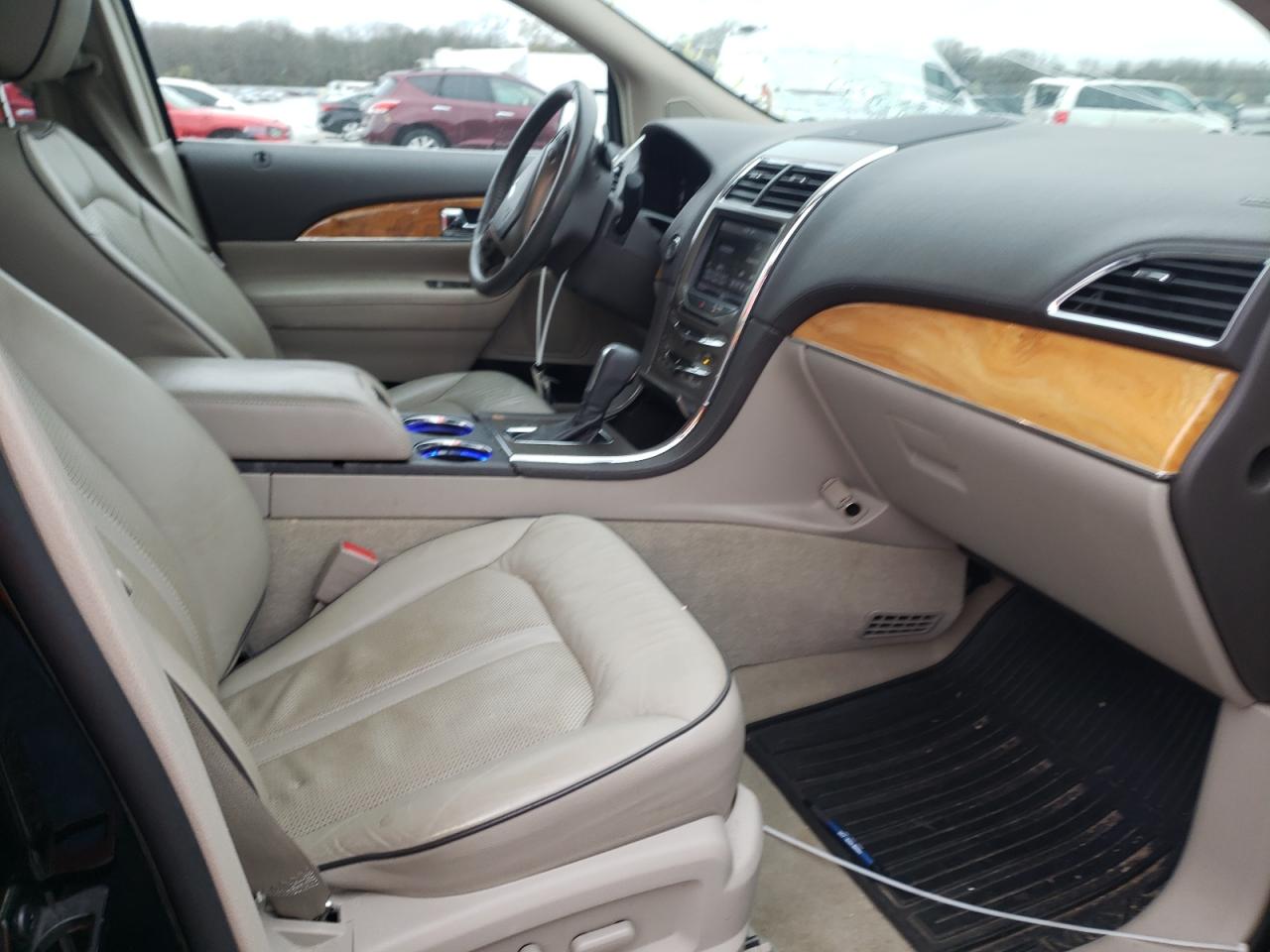 Photo 5 from auction – 2013 LINCOLN MKX with VIN 2LMDJ6JK2DBL60389