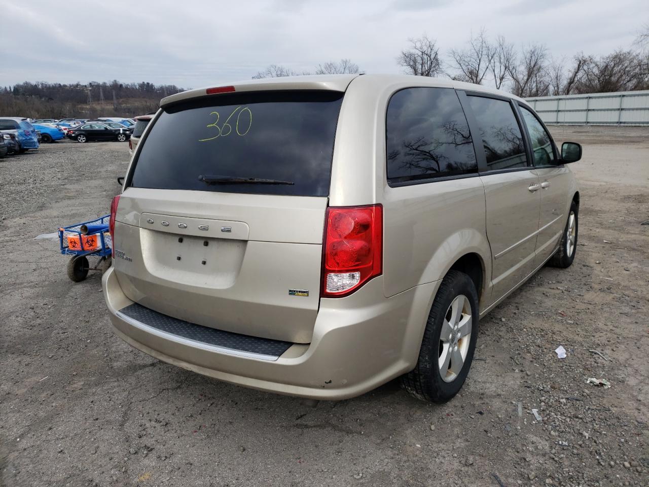 Photo 4 from auction – 2014 DODGE GRAND CARA with VIN 2C4RDGBG7ER240979
