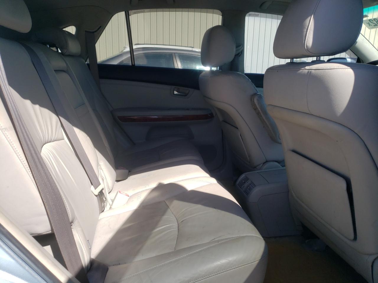 Photo 6 from auction – 2004 LEXUS RX 330 with VIN JTJGA31U440013514