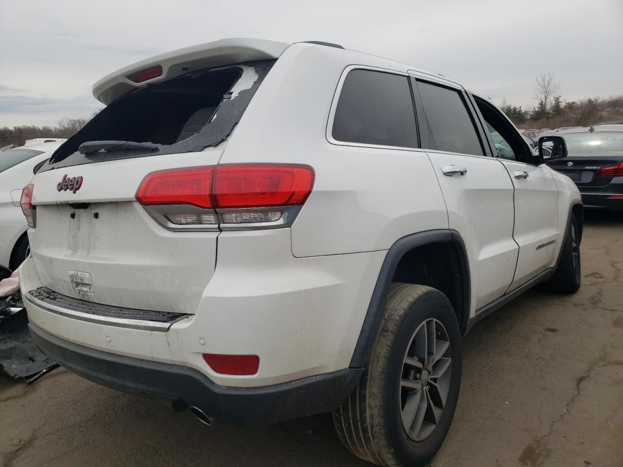 Photo 4 from auction – 2017 JEEP GRAND CHER with VIN 1C4RJFBG0HC605096