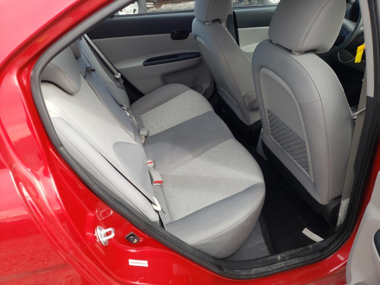 Photo 6 from auction – 2011 HYUNDAI ACCENT GLS with VIN KMHCN4ACXBU619002