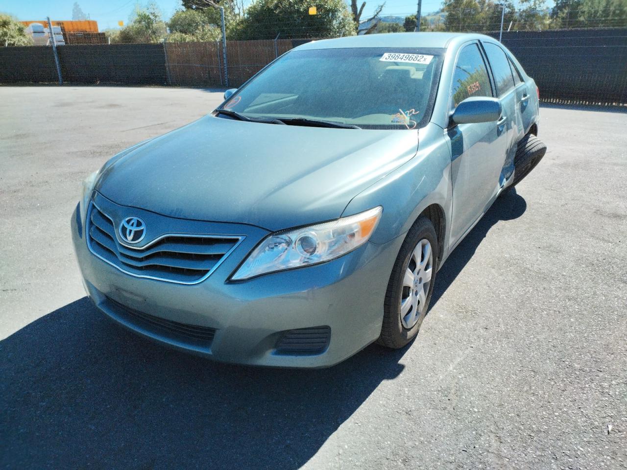 Photo 2 from auction – 2010 TOYOTA CAMRY BASE with VIN 4T1BF3EK8AU565444