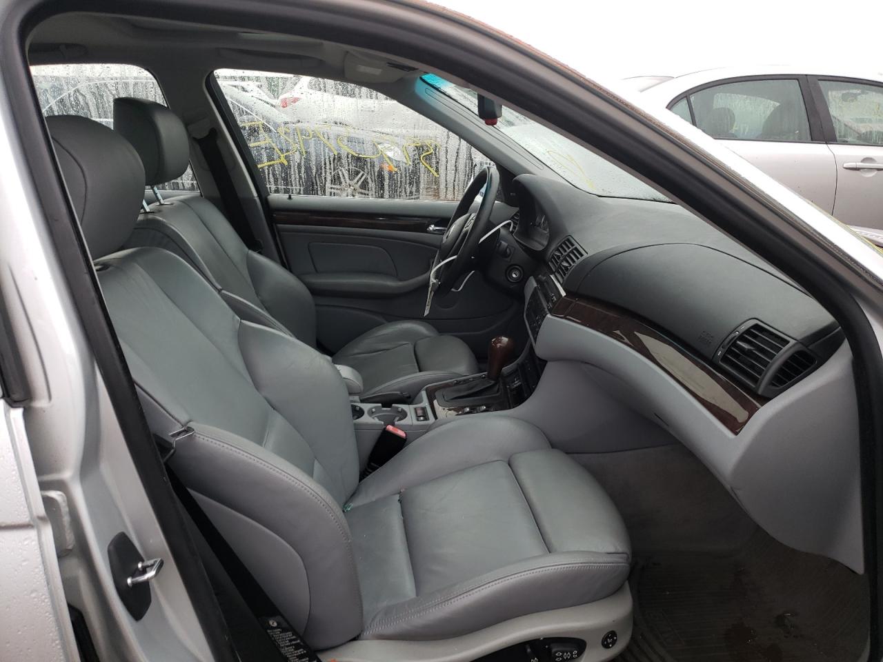 Photo 5 from auction – 2003 BMW 330 I with VIN WBAEV53473KM26762