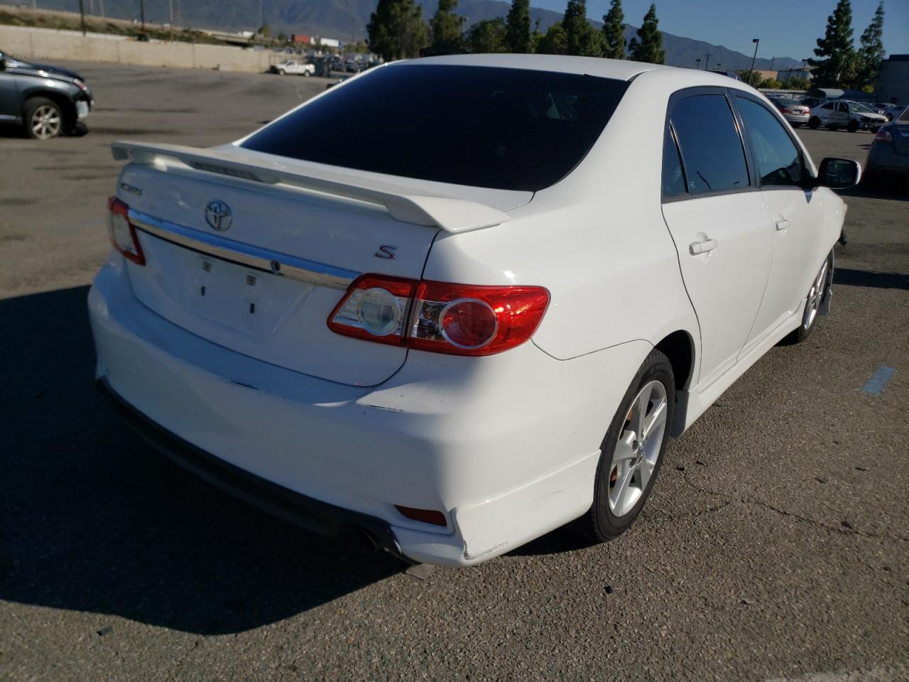 Photo 4 from auction – 2013 TOYOTA COROLLA BA with VIN 5YFBU4EE2DP182689