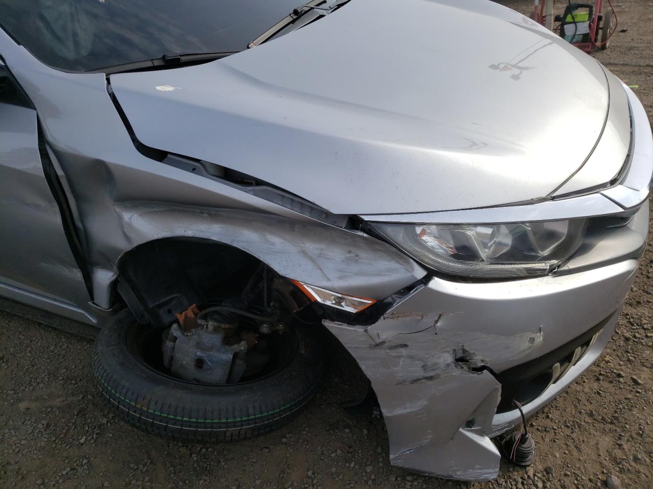 Photo 9 from auction – 2018 HONDA CIVIC LX with VIN 2HGFC2F57JH506925