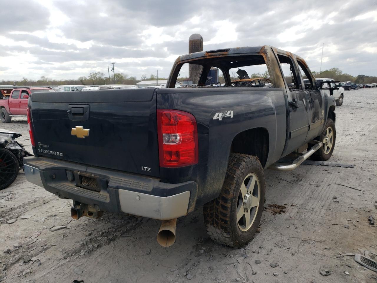 Photo 4 from auction – 2014 CHEVROLET SILVRDO LT with VIN 1GC1KYC88EF106764
