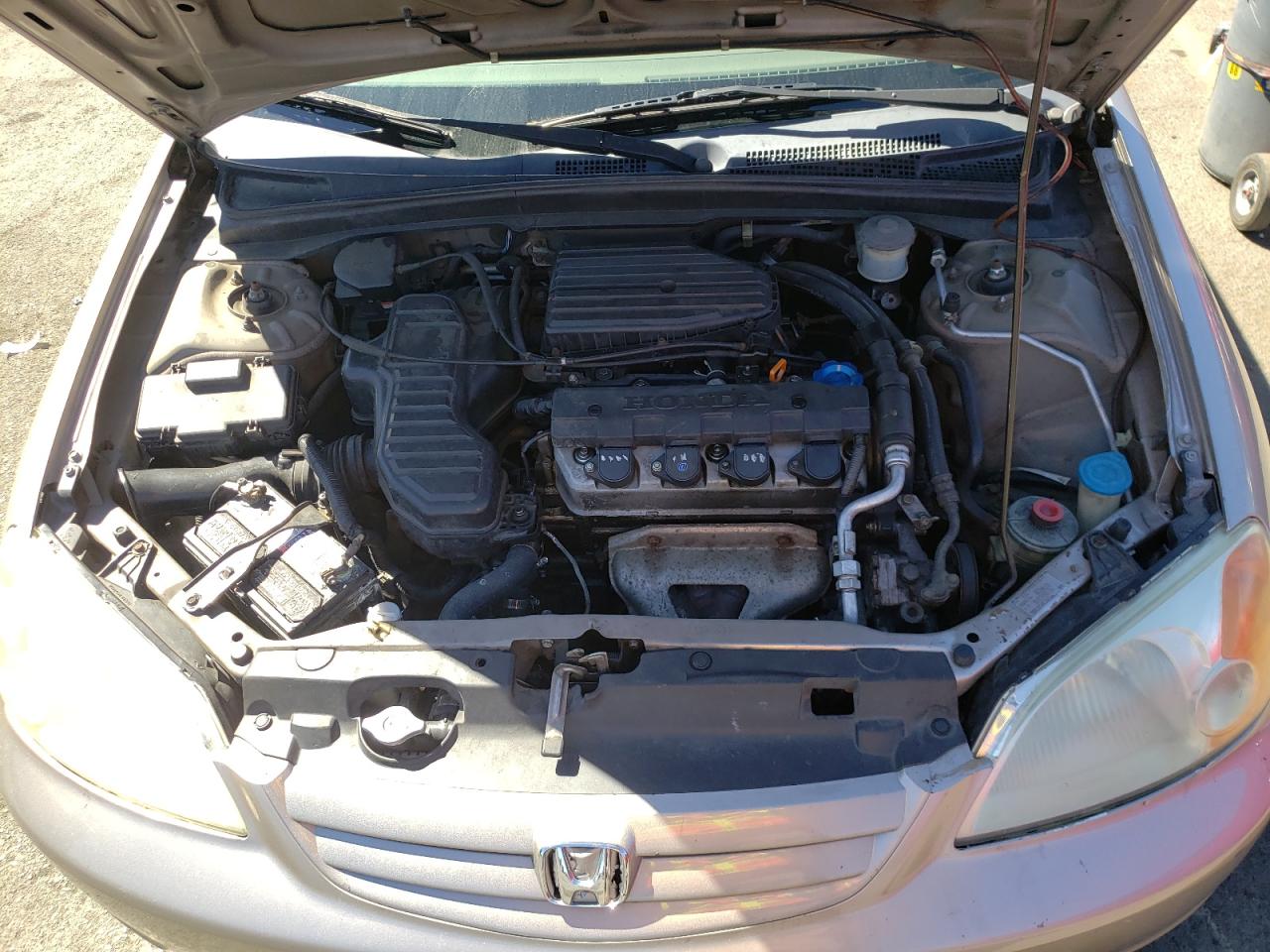 Photo 7 from auction – 2002 HONDA CIVIC LX with VIN 2HGES16592H556977