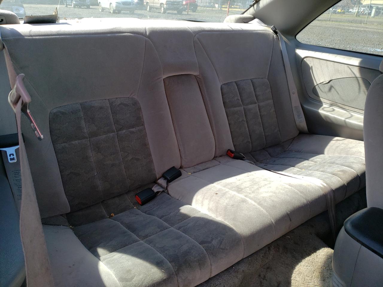 Zdjęcie 6 z aukcji – 1997 FORD THUNDERBIR z VIN 1FALP6247VH122901