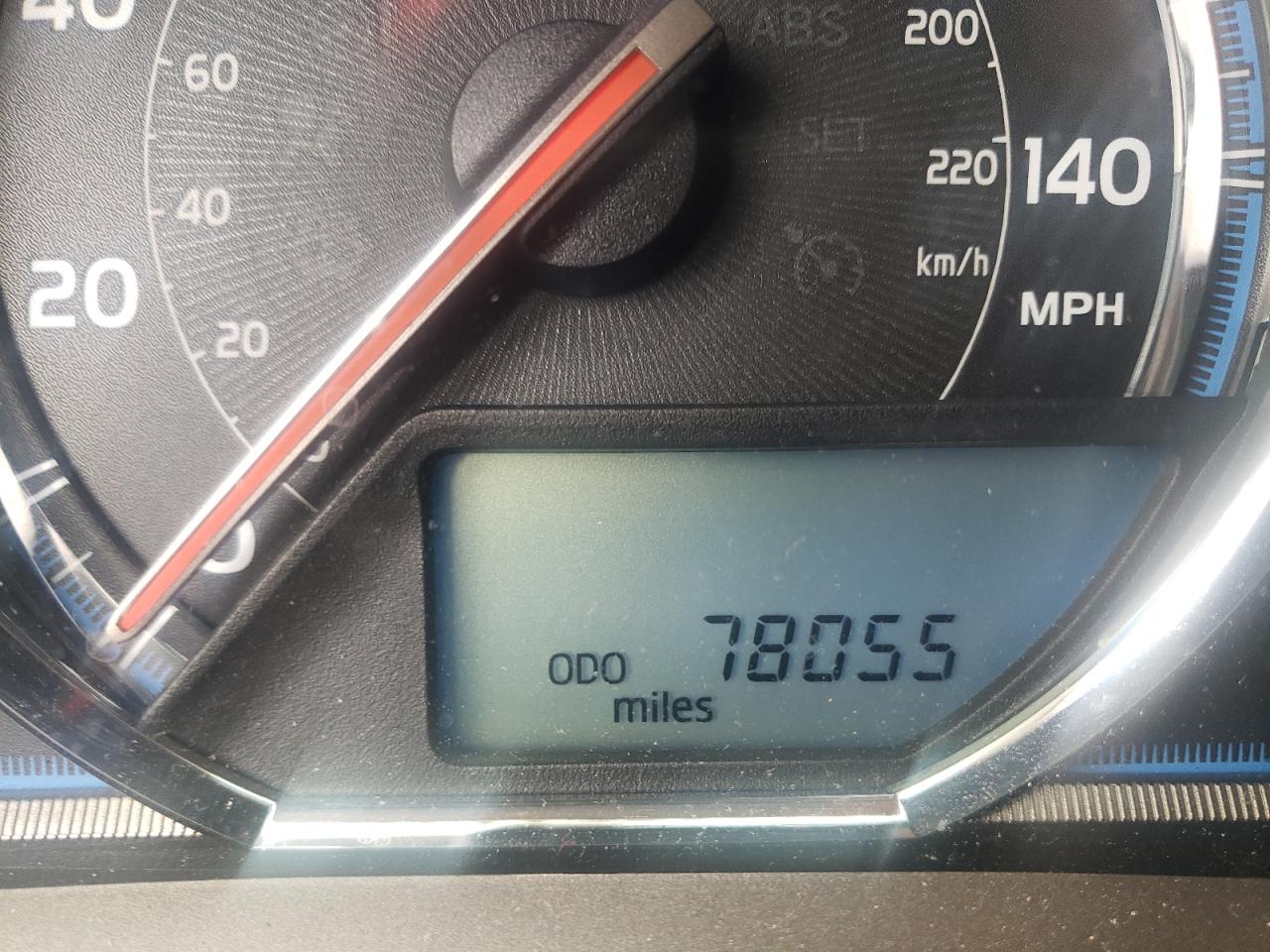 Photo 8 from auction – 2015 TOYOTA RAV4 LIMIT with VIN 2T3DFREVXFW289319